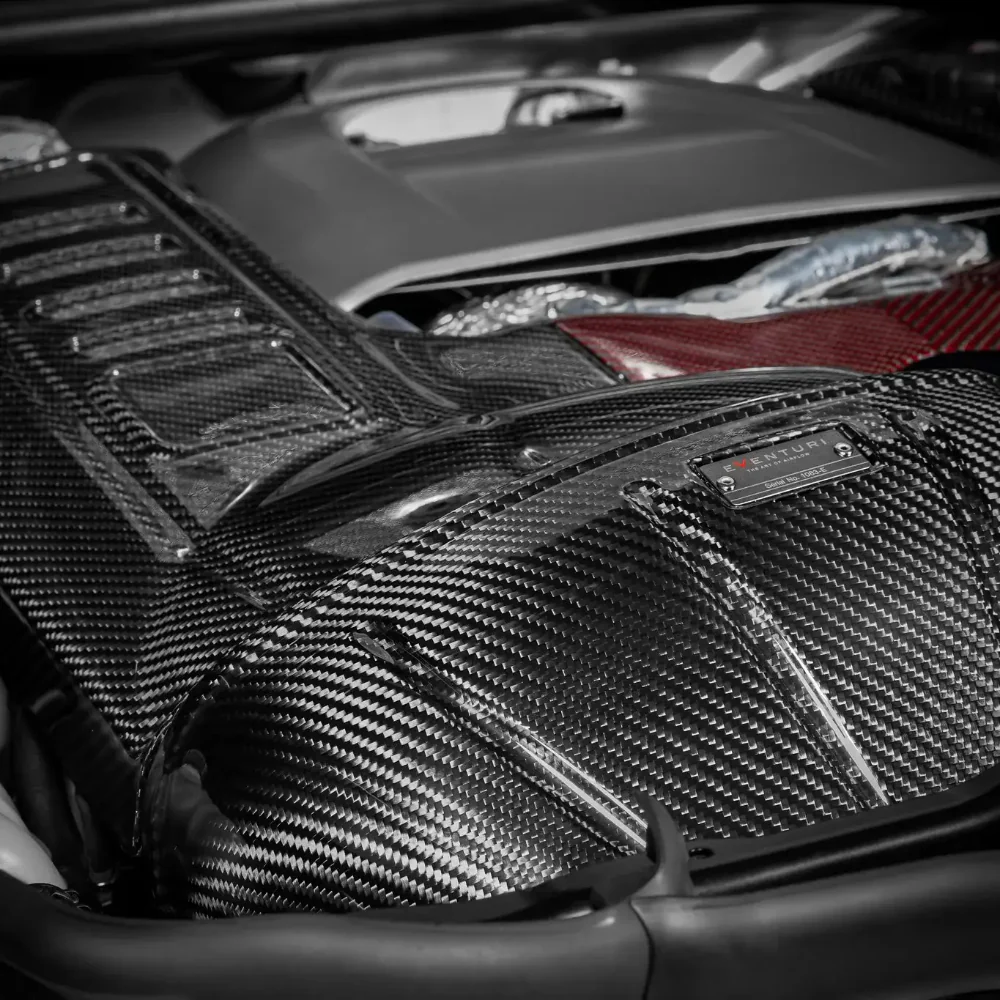 Eventuri Carbon Fibre Intake and Engine Cover Mercedes G63 AMG 25+ - Image 5