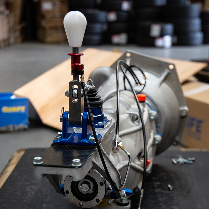 Quaife 6-Speed 69G Heavy Duty RWD Sequential Gearbox with Load Cell Gear Lever - Image 2